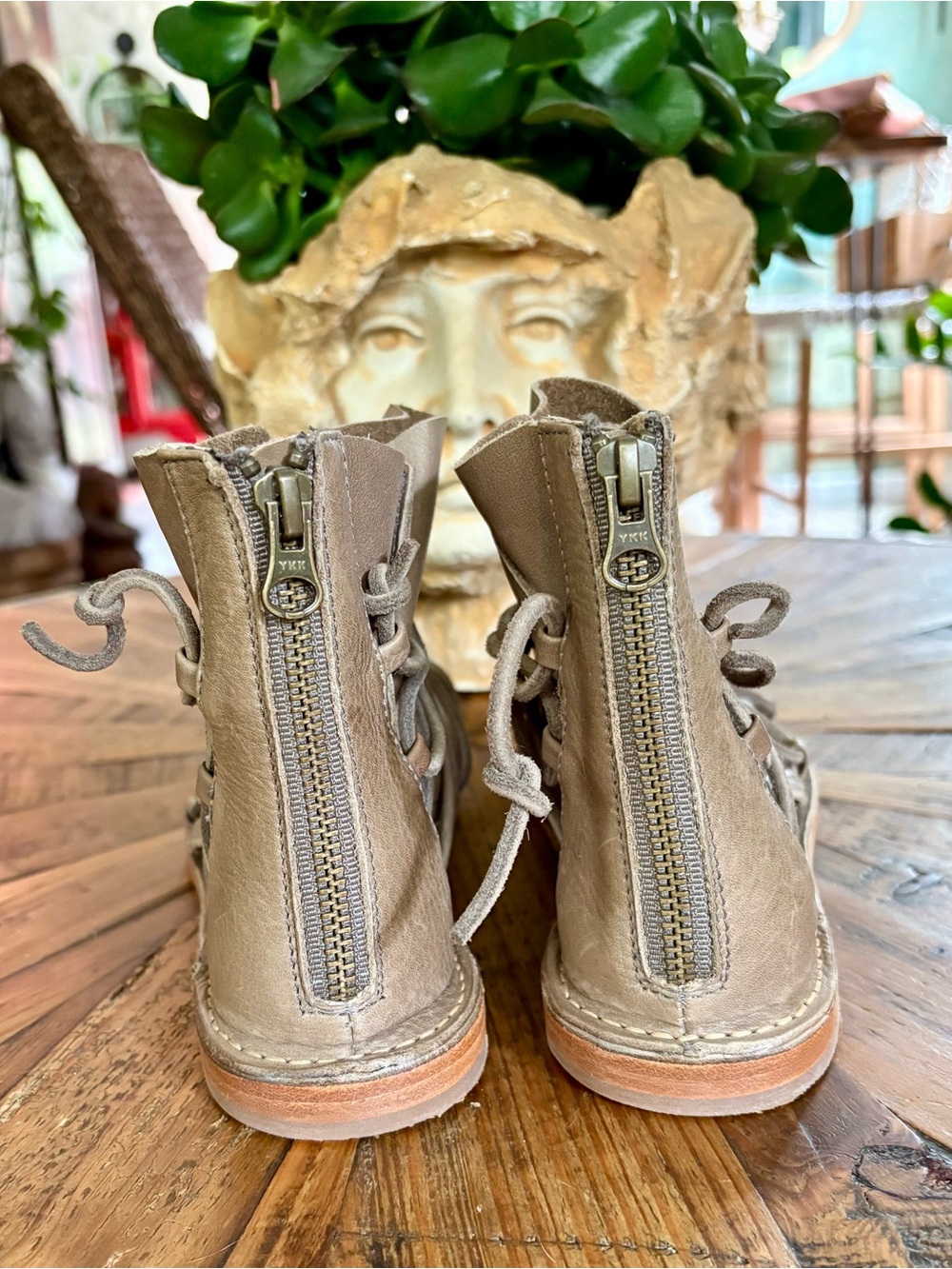 Free People X Baske Leather Lace-Up Gladiator Sandals taupe 9 NWOB - Picture 3 of 6